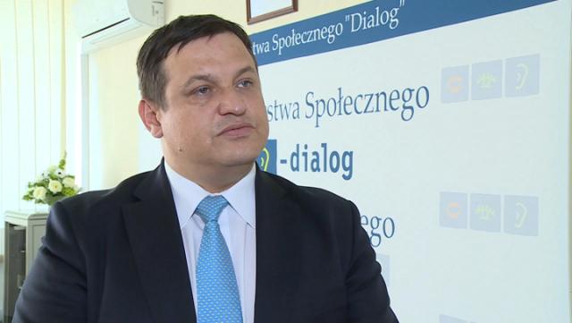Co piąta umowa cywilnoprawna powinna być umową o pracę