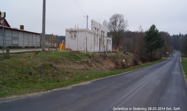 Rosną mury świetlicy w Stobnicy