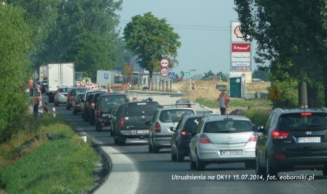 Kolejny dzień utrudnień na DK11