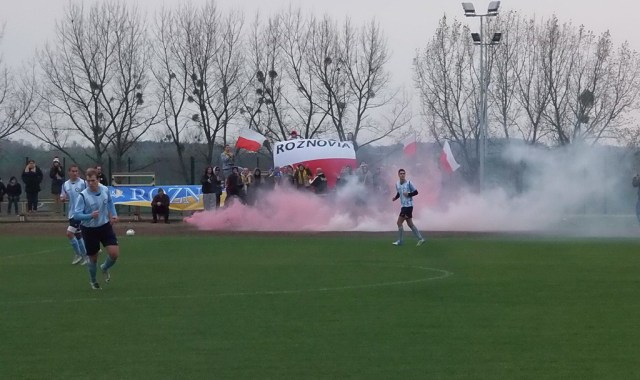 Dziś derby w Rożnowie