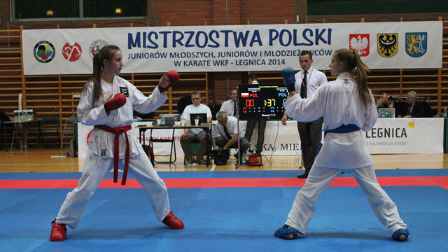 Medalowe dziewczyny z Obornickiego Klubu Karate