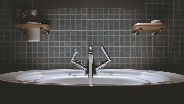 bathroom 690774 640