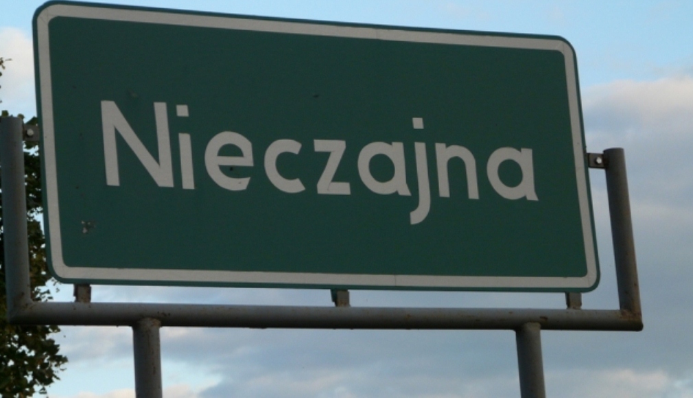 Kolizja skutera i samochodu osobowego w Nieczajnie
