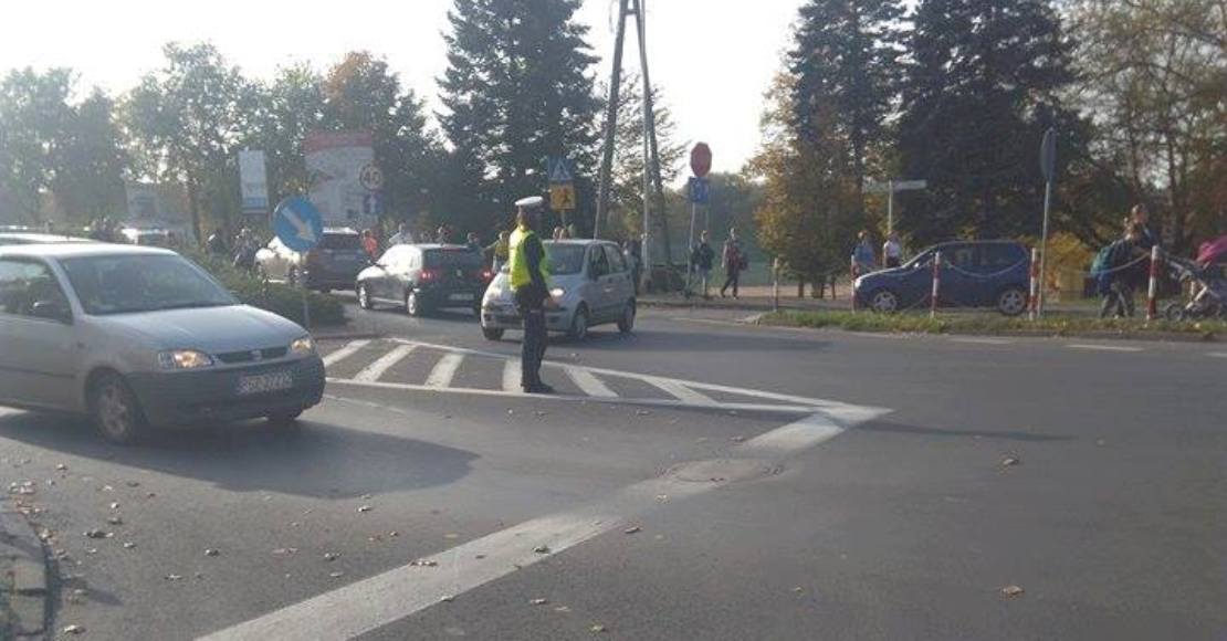 Rowerzystka wjechala pod samochod