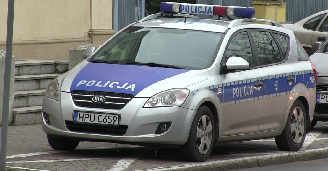 Uciekali na jednosladach przed policja