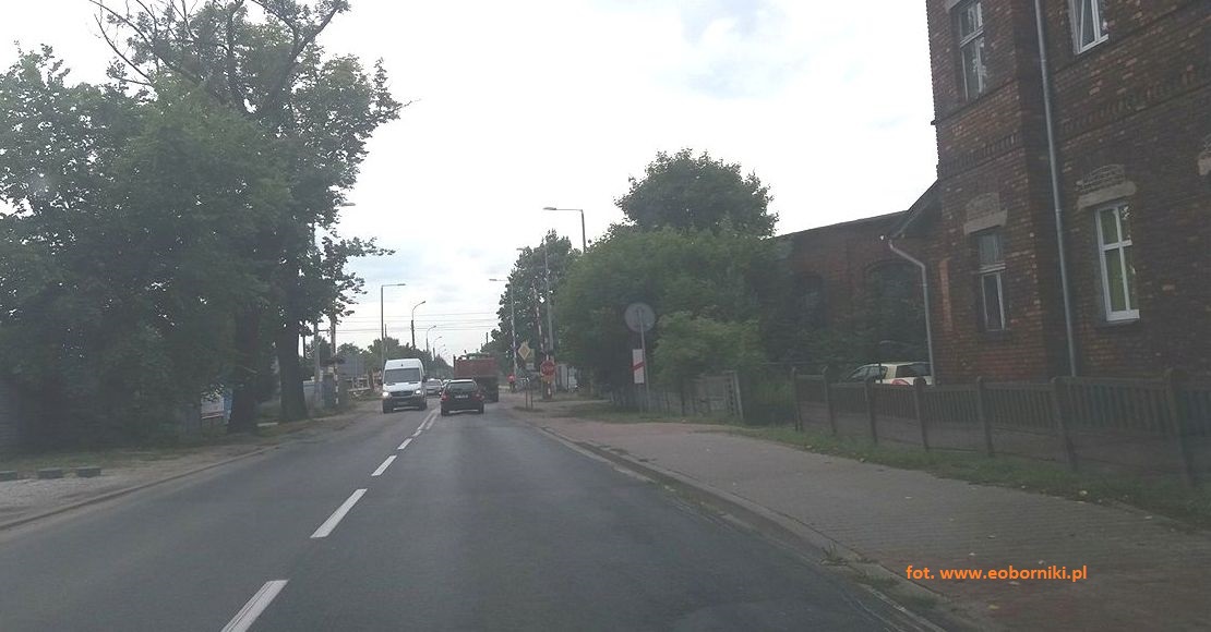 zamykaja na miesiac pzejazd kolejowy w rogoznie. beda objazdy