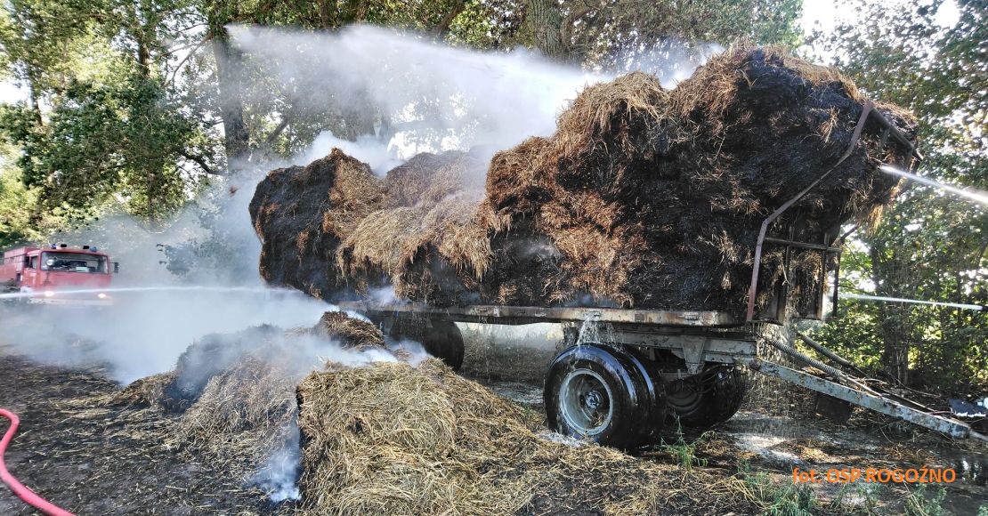 pozar balotow na przyczepie