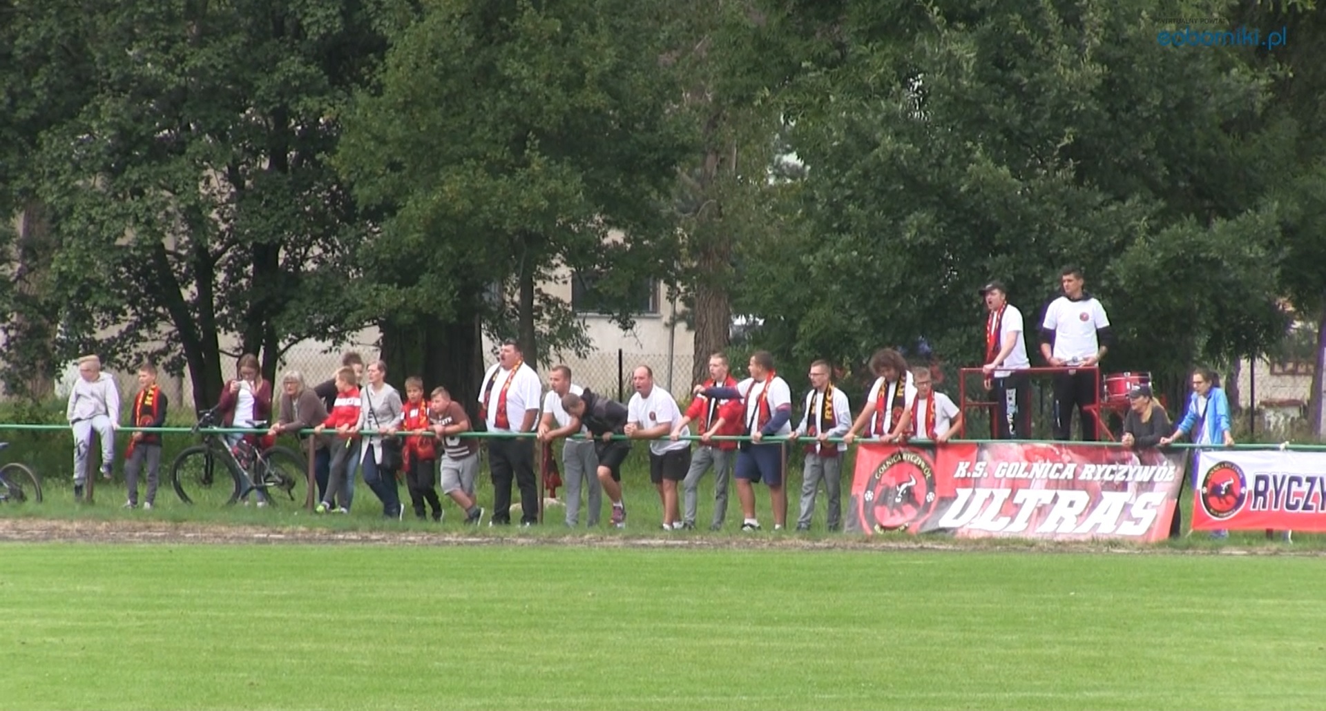 kibice golnice z druzyna bez wzgledu na wyniki