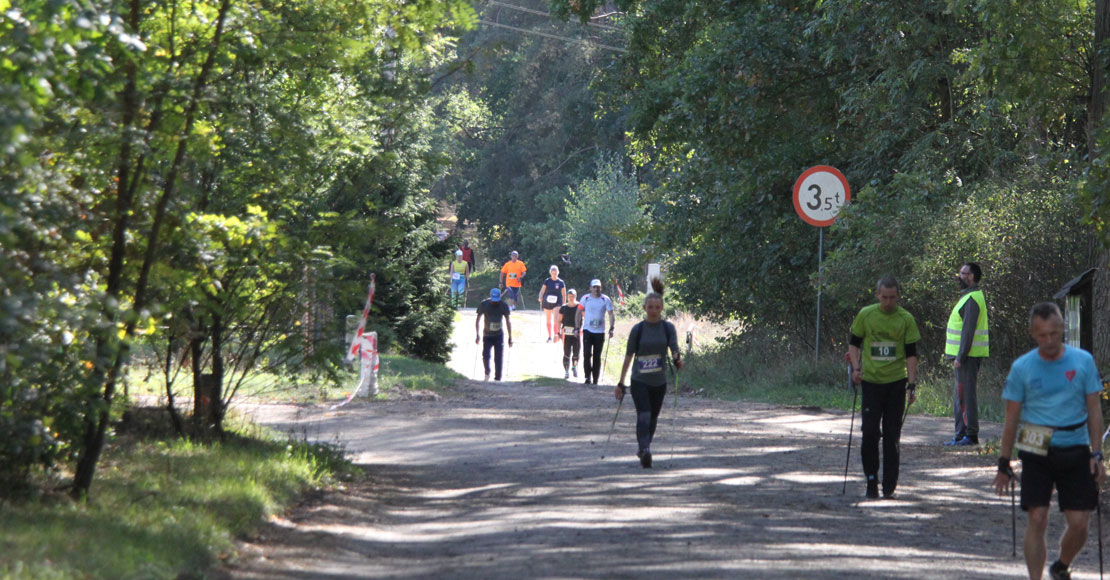 Nordic Walking zdobywa coraz większą popularność