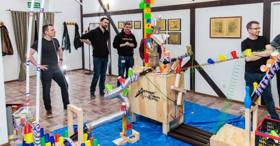 Team building, czyli integracja firmowa, budująca zespół