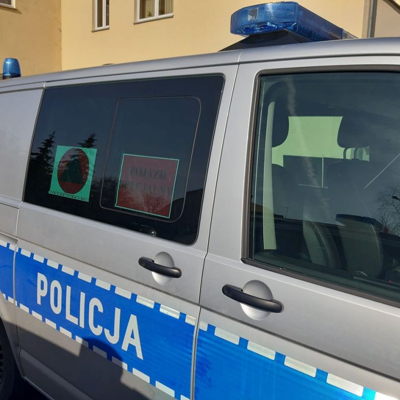 policj oborniki auto