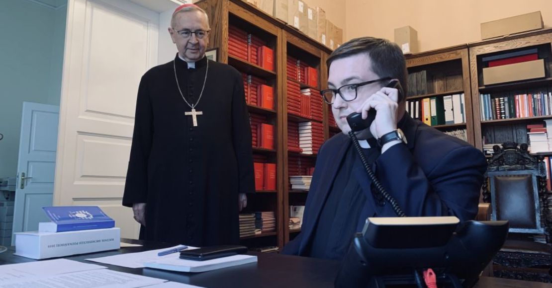 Ruszyła infolinia "Ksiądz na sygnale"