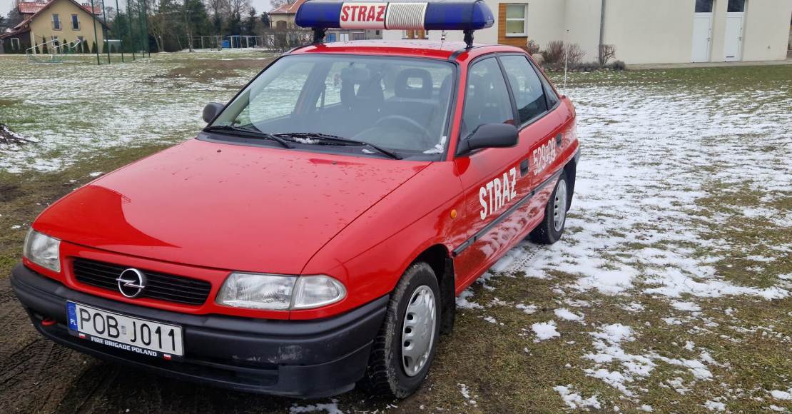 Kup Opla Astrę. To samochód strażacki