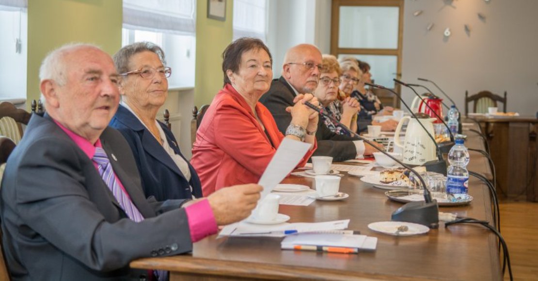 Oborniki. Będą wybierać nową radę senior&oacute;w (fot. UM Oborniki)