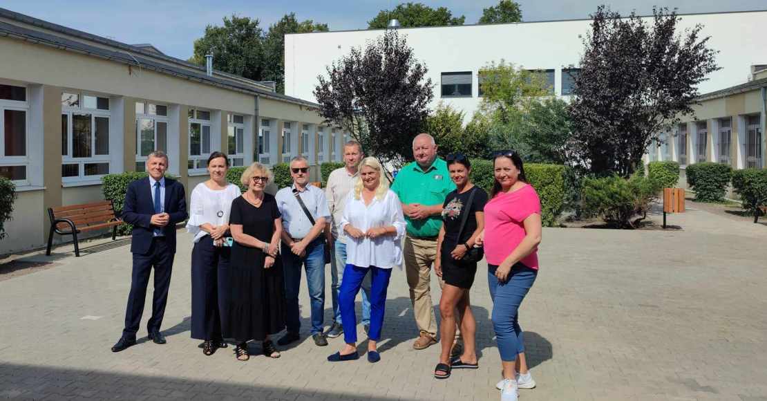 W ZS im. gen. T. Kutrzeby w Obornikach odnowili dziedziniec