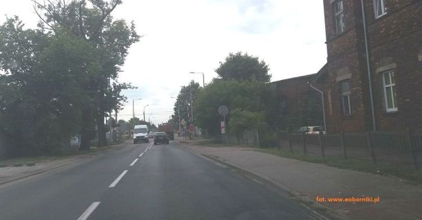 zamykaja na miesiac pzejazd kolejowy w rogoznie. beda objazdy